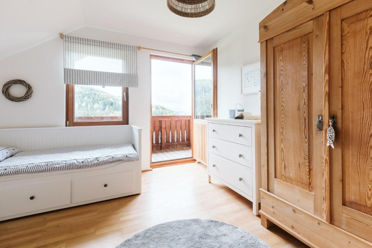 Mirnockahoi - Familienfreundliches Ferienhaus Fuer 4 Erwachsene, Maritimes Bergerlebnis, Panoramablick Von Terrasse Und Balkon, Carinthia, Millstaettersee Ferndorf ภายนอก รูปภาพ